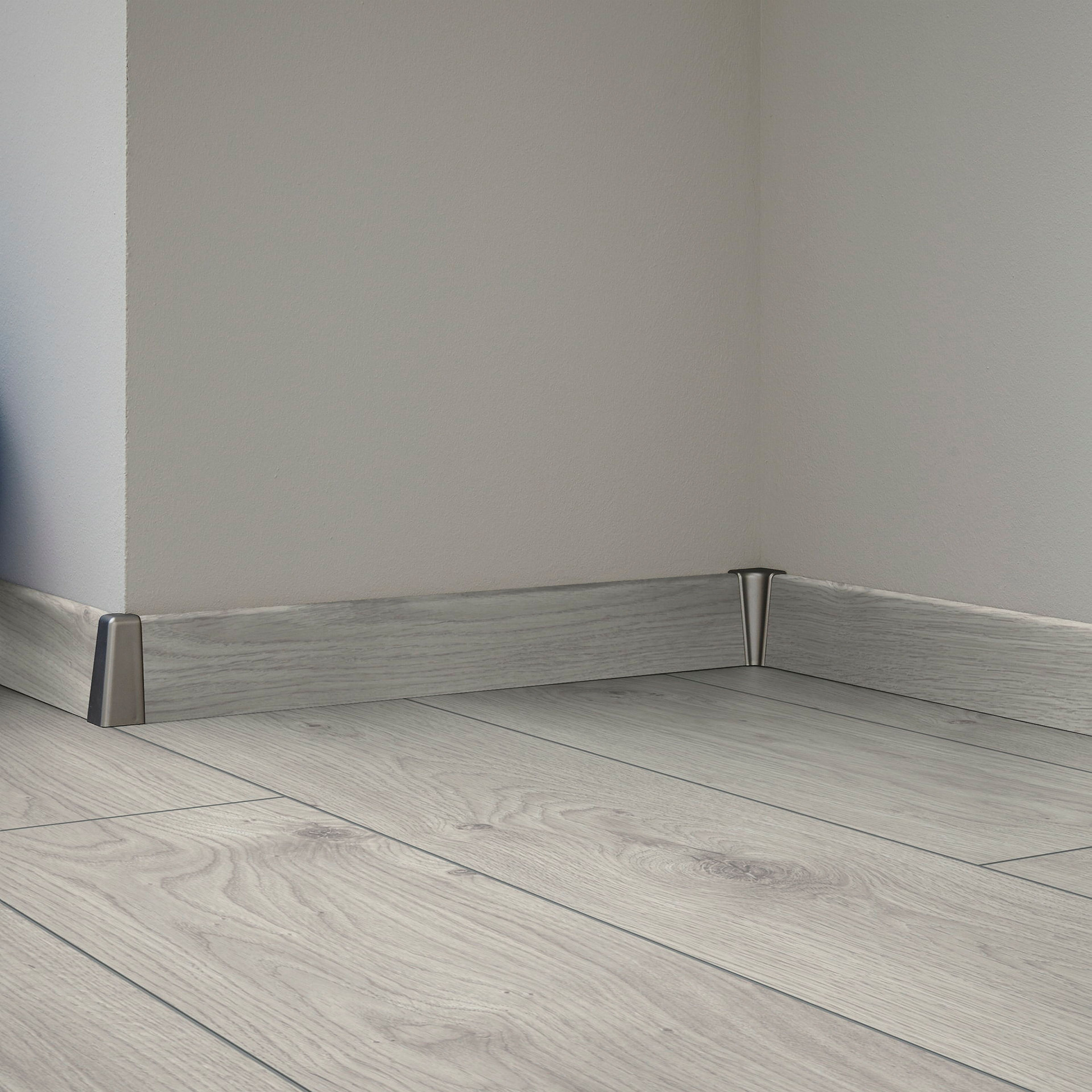 Sockelleiste 19x58x2400 mm
