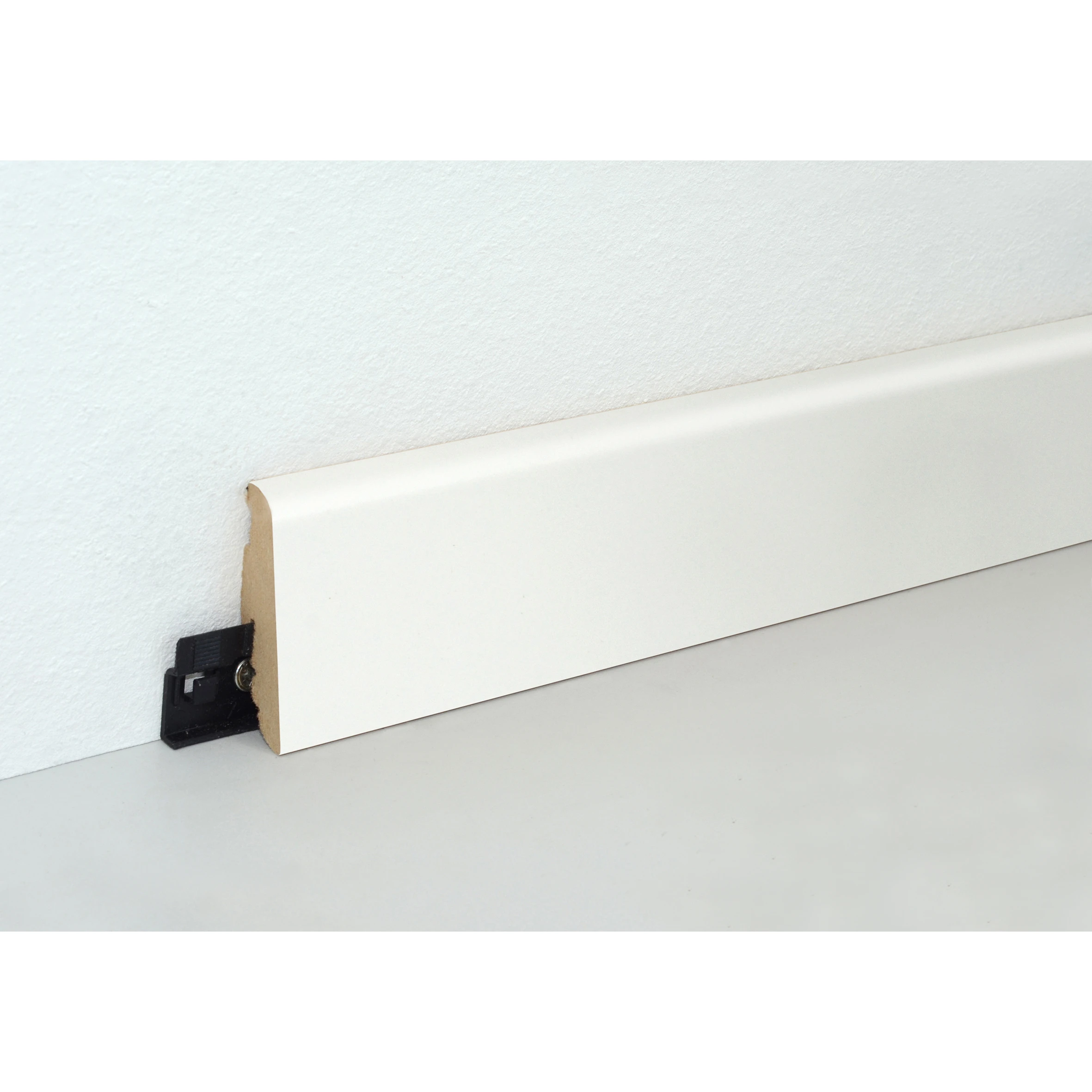 Sockelleiste 19x58x2400mm, weiß foliert (RAL9016), überstreichbar