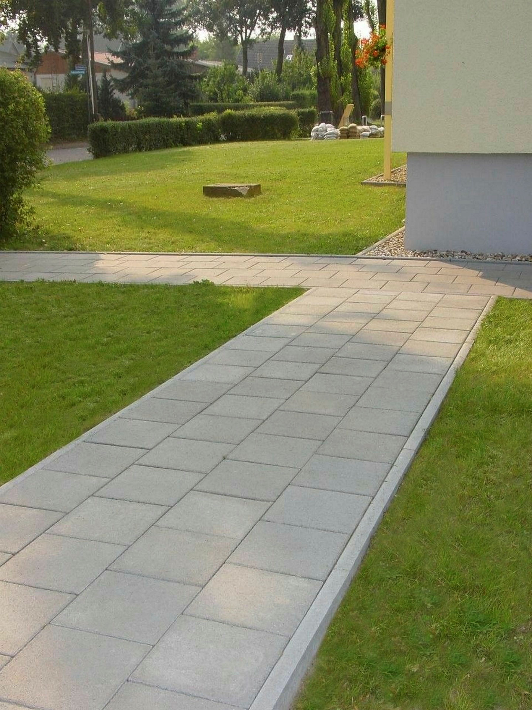 Gehwegplatte 50 / 50 / 5 cm grau