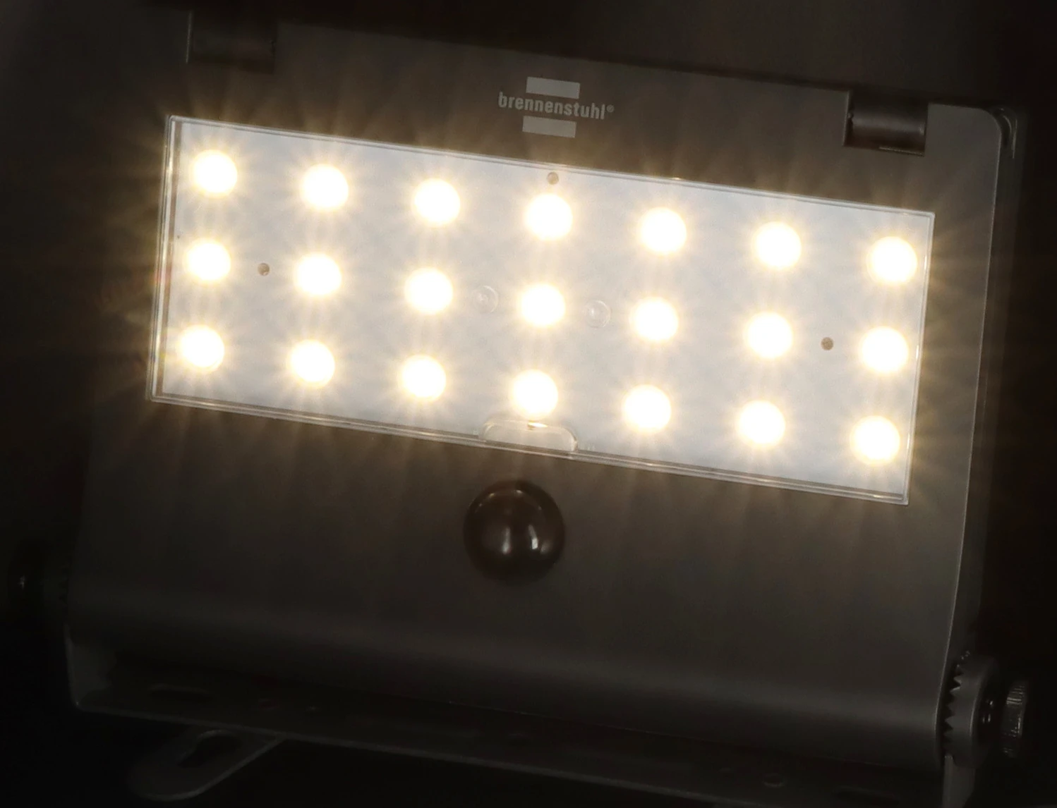 Solar LED Strahler SOL 1000 Pad mit Bewegungsmelder 1000lm IP65