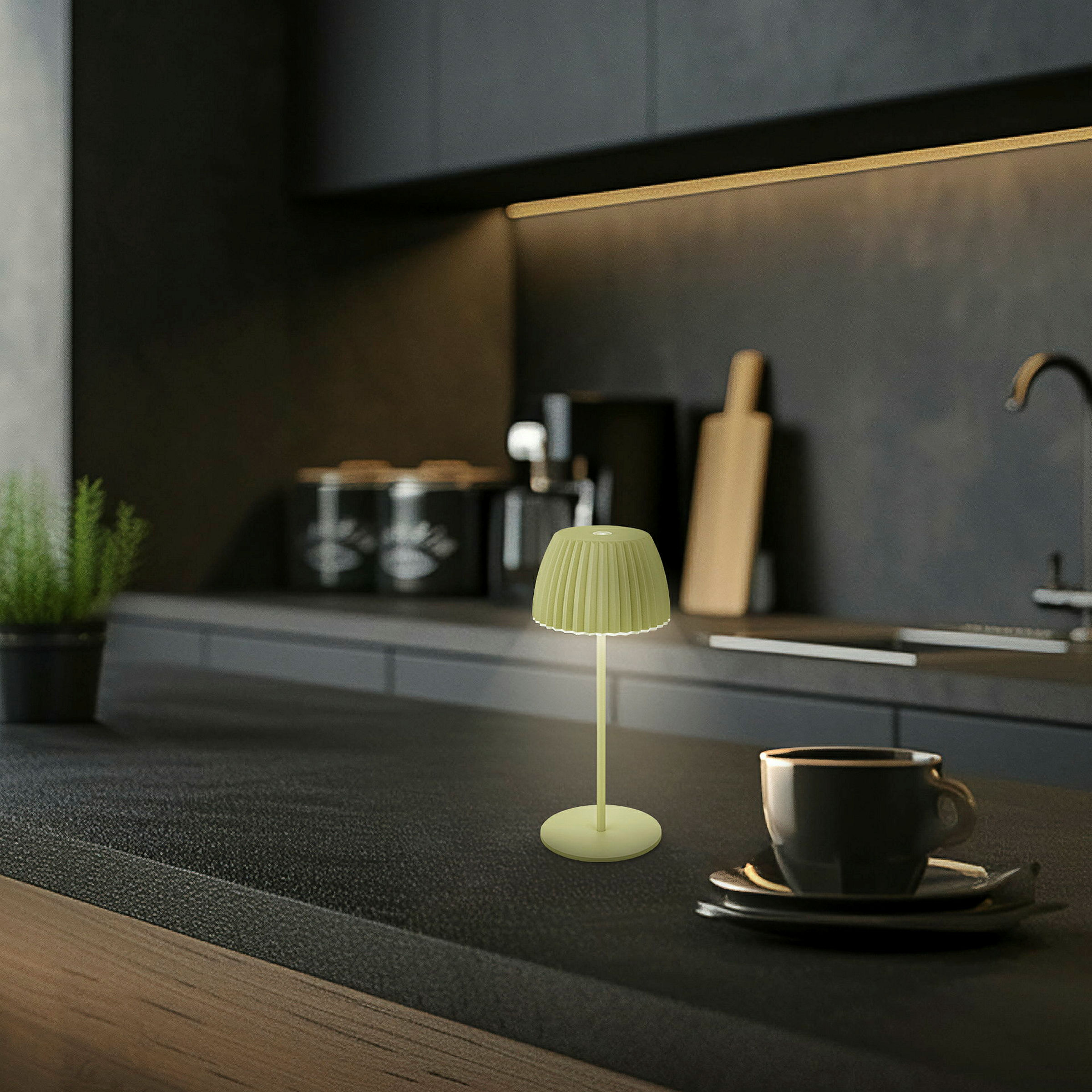 Brilo unplugged RIFFLE Akku Mini Tischleuchte mit Lichtkante - Pastellgrün