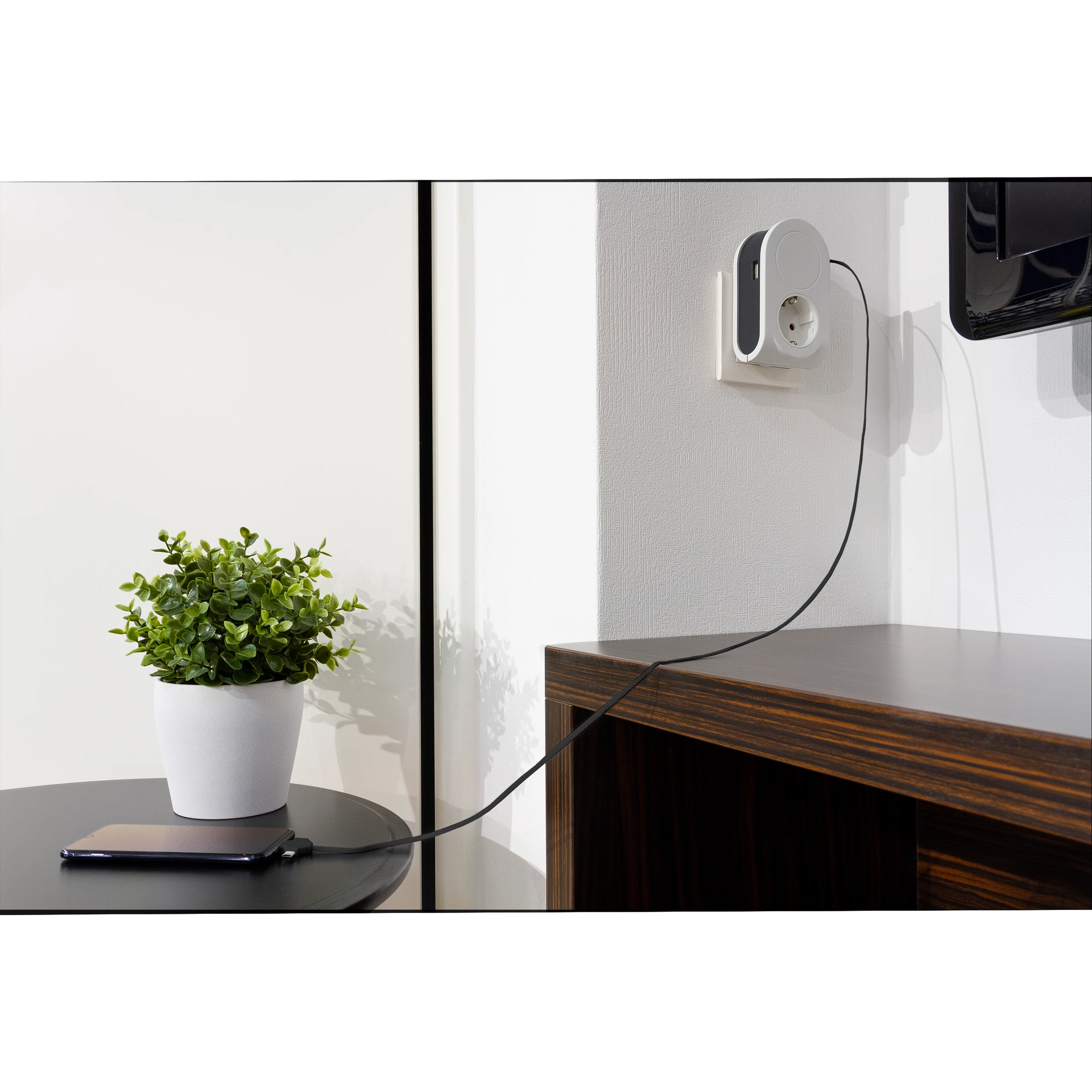 USB-Ladegerät Flex 3 in 1 mit ausziehbarem Ladekabel 3,1A weiß