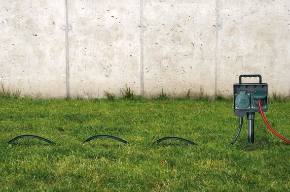 Gartensteckdose mit Erdspiess 4-Fach 10m Kabel H07RN-F3G15