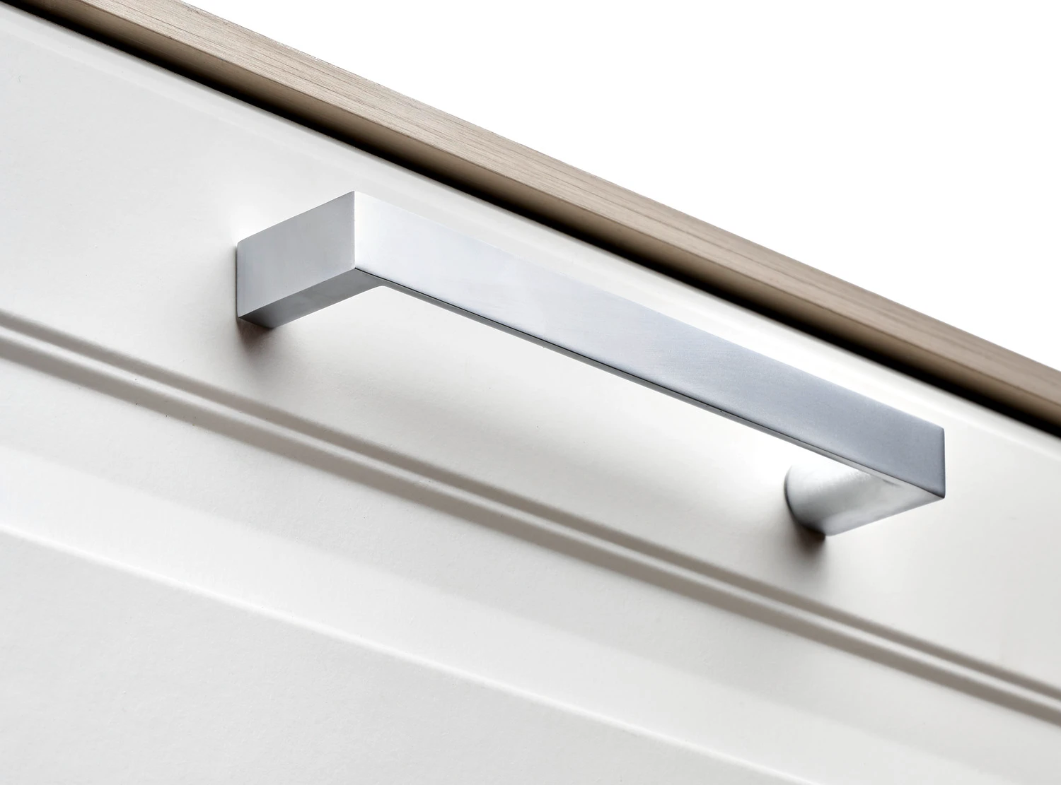Griff Zinkdruckguss LA 128mm Alu-Optik