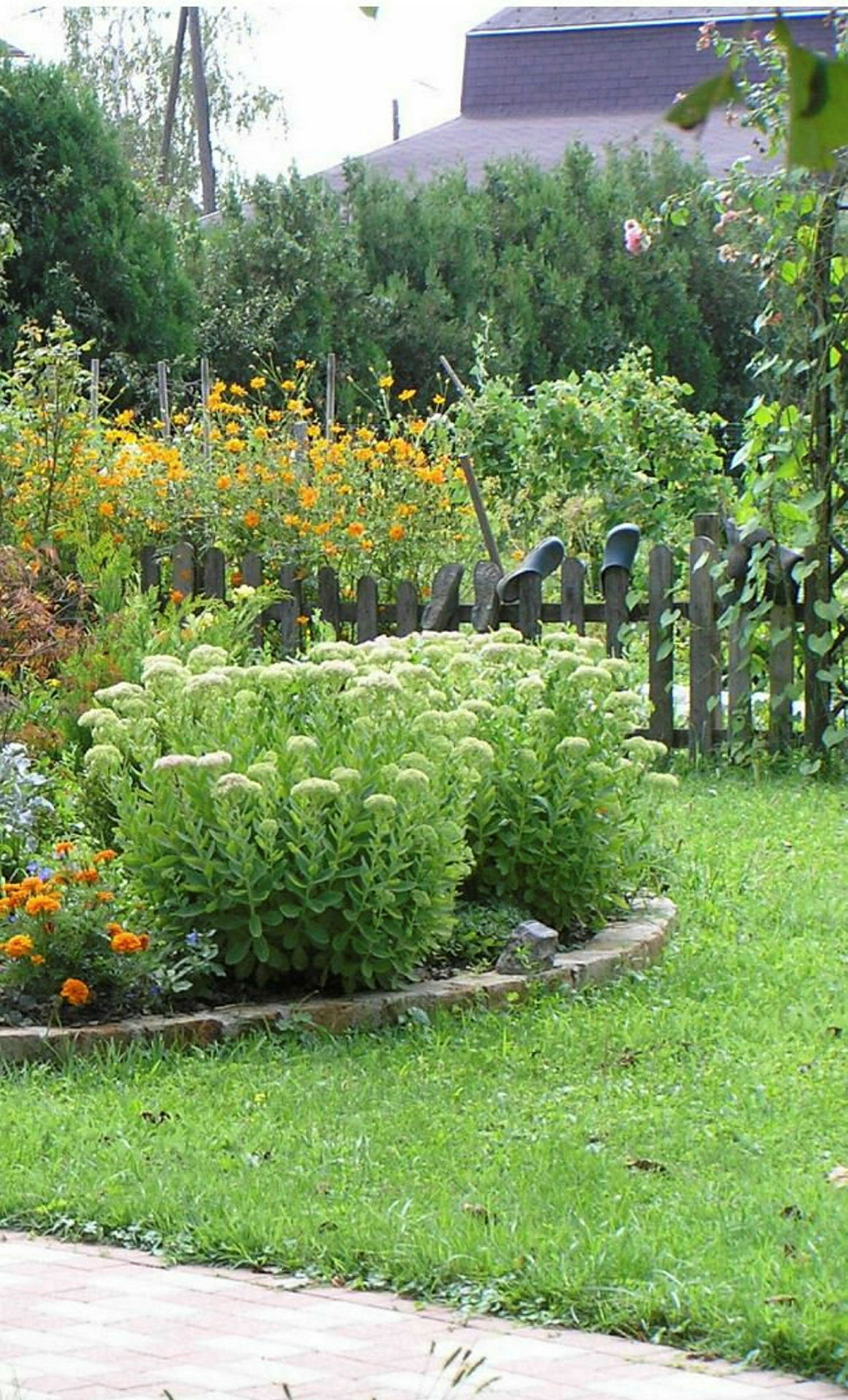 Gartensteckdose mit Erdspiess 2-Fach 1,4m Kabel H07RN-F3G1,5
