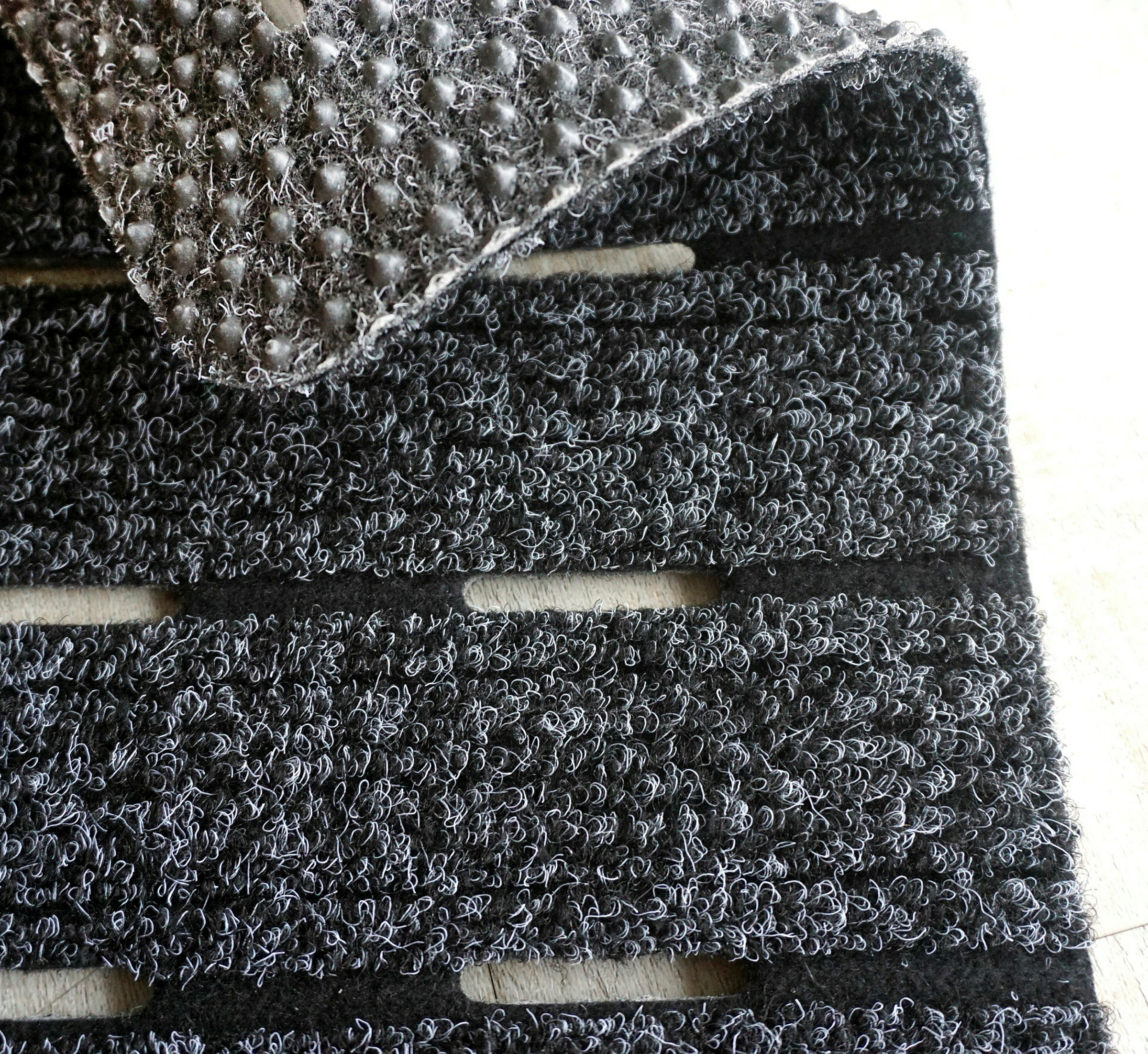 Perfo Rips 40x60cm C.043 grau