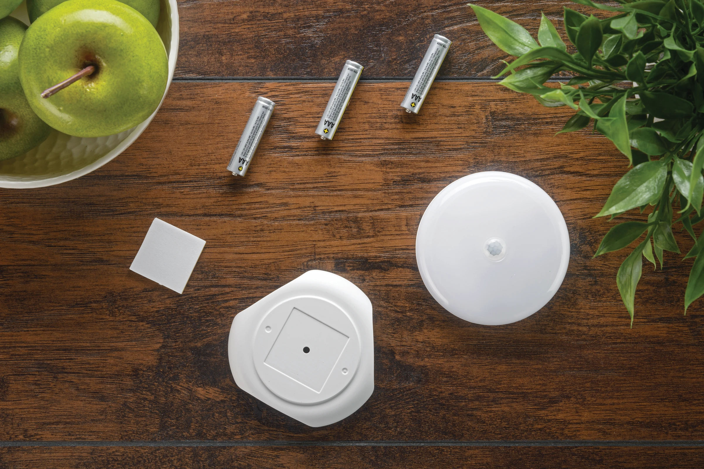 Flexibles Licht. Mit dem LED PUCK LIGHT MB800 Sensor benötigen Sie keinen S