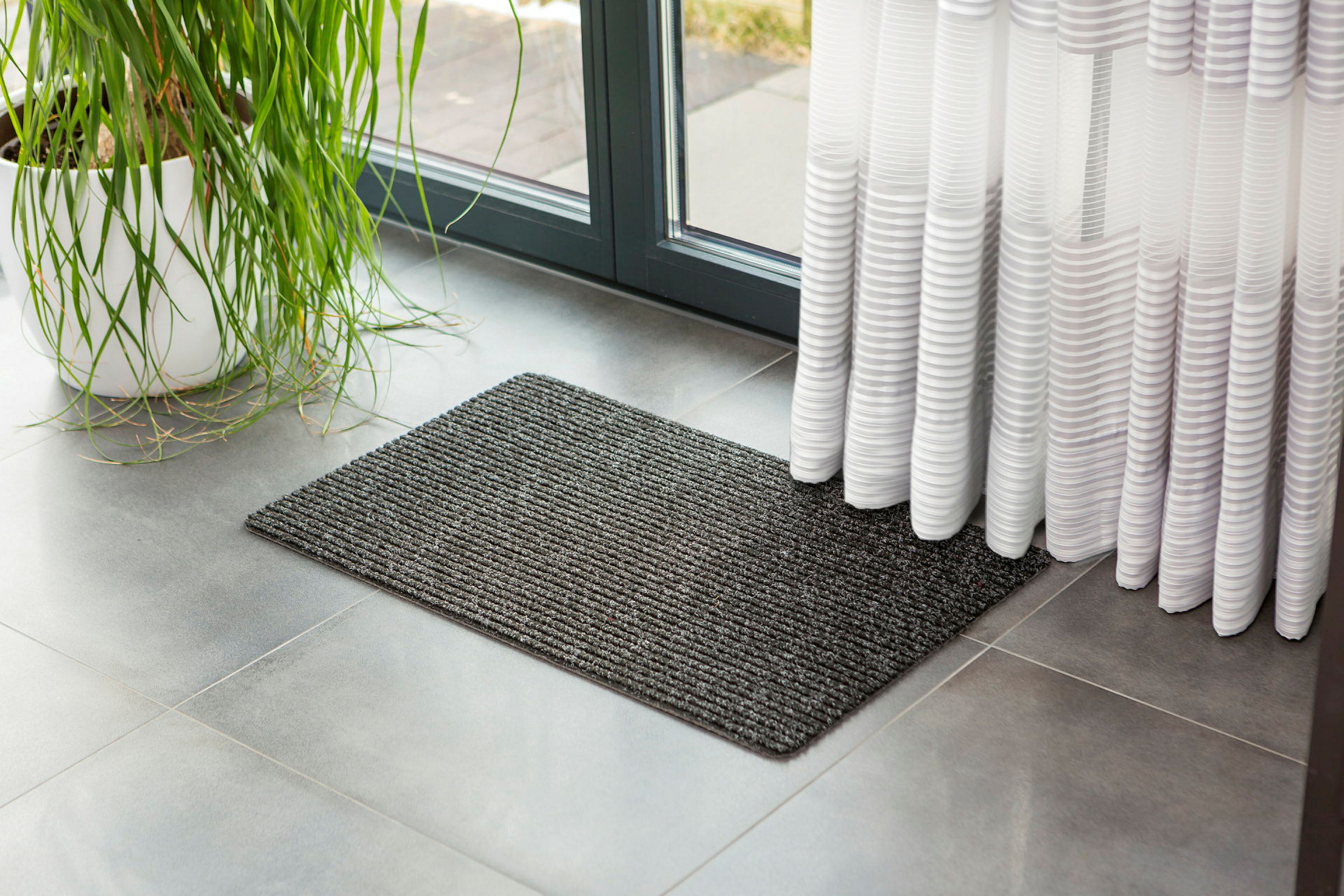 Rib Line Sprint 50x80cm C.48 anthrazit